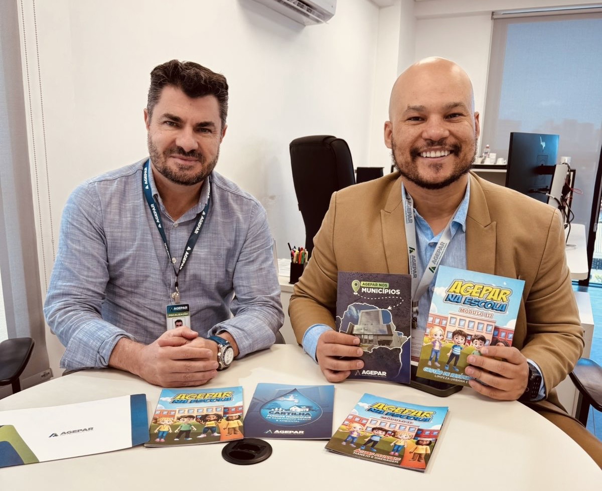 Renato Muzzolon Jr., diretor de Regulação Econômica e Tarifária da ARDPV, durante visita institucional à Agepar, em Curitiba, para conhecer iniciativas de regulação e educação regulatória.